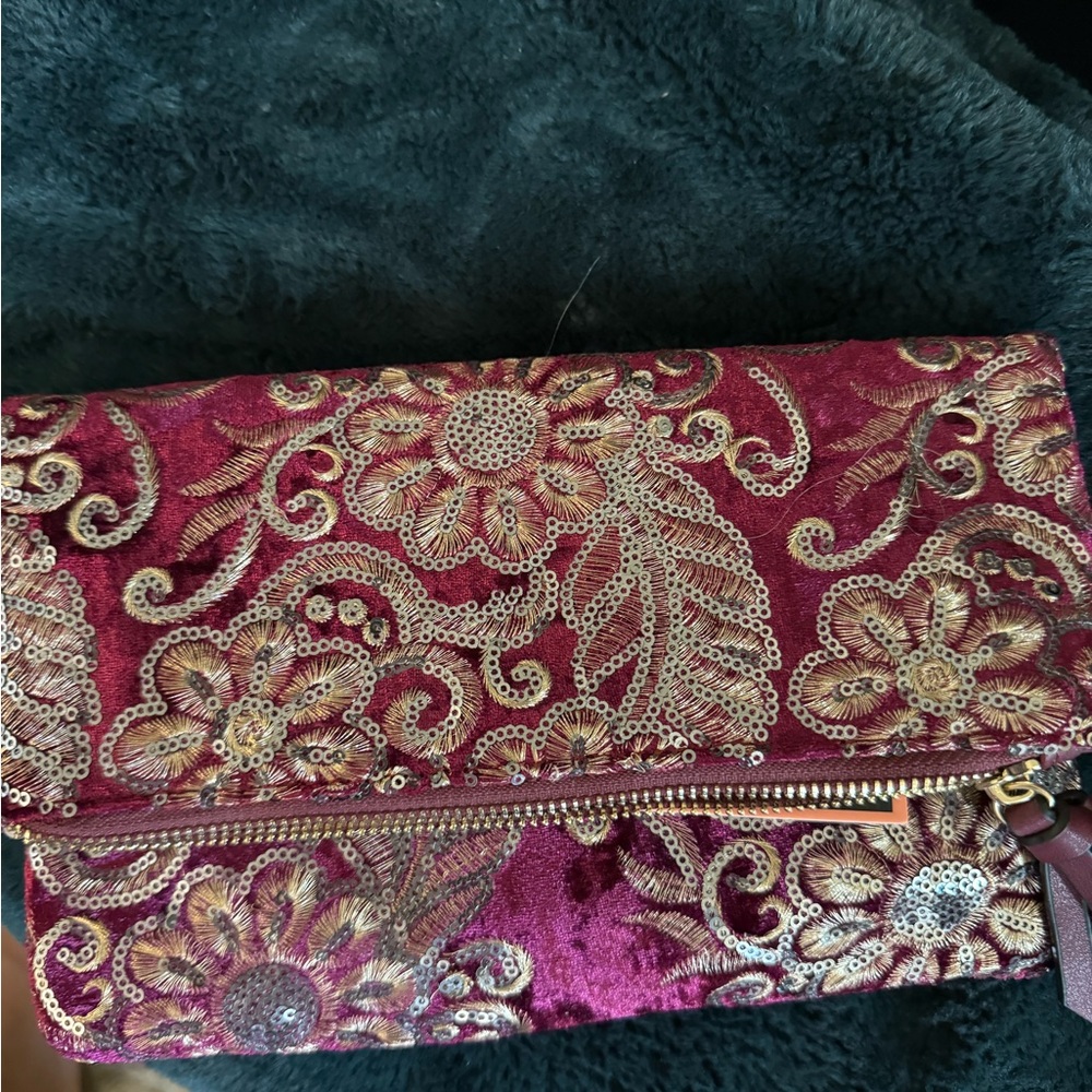 Diophy Satin and Rhinestone Clutch with gold strap. NWT - Picture 2 of 6